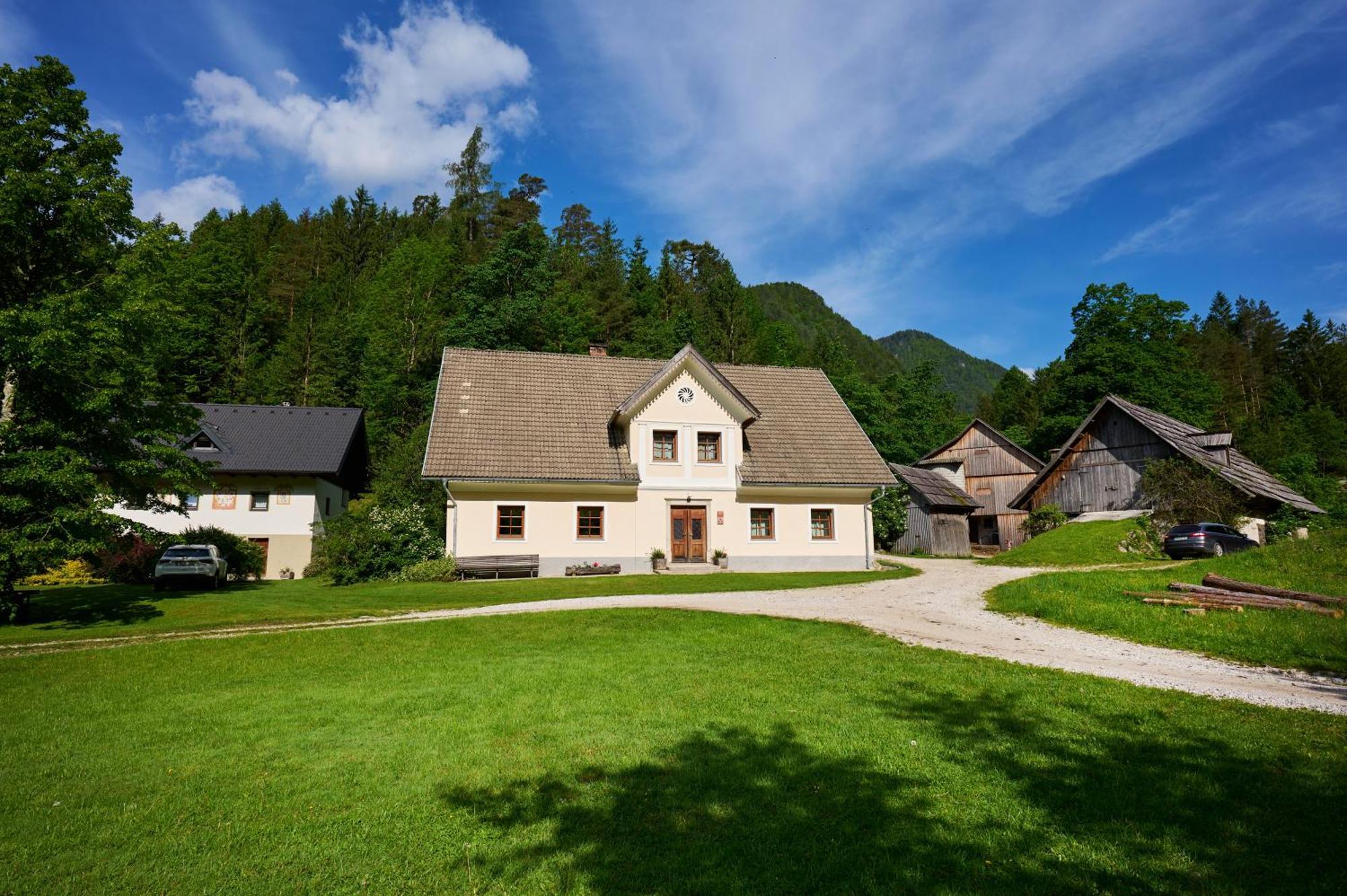 The Farmhouse Bevsek Osep Солчава Экстерьер фото